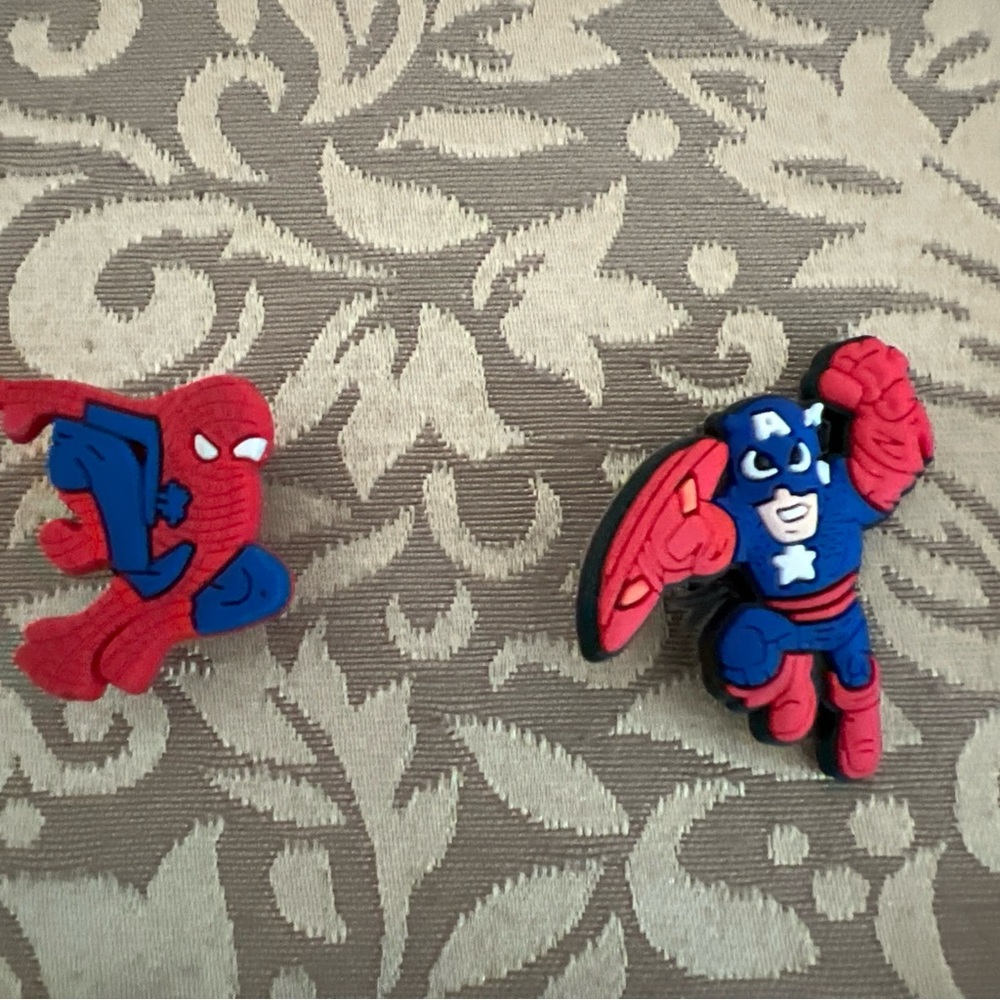 13 Superhero Croc Charms Hulk Spider-Man And More - Picture 5 of 10